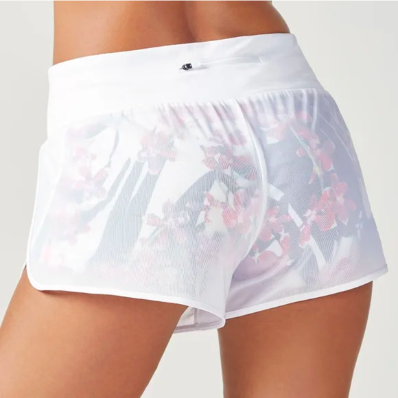 FABLETICS Renata white palm blossom mesh shorts L - Picture 7 of 7